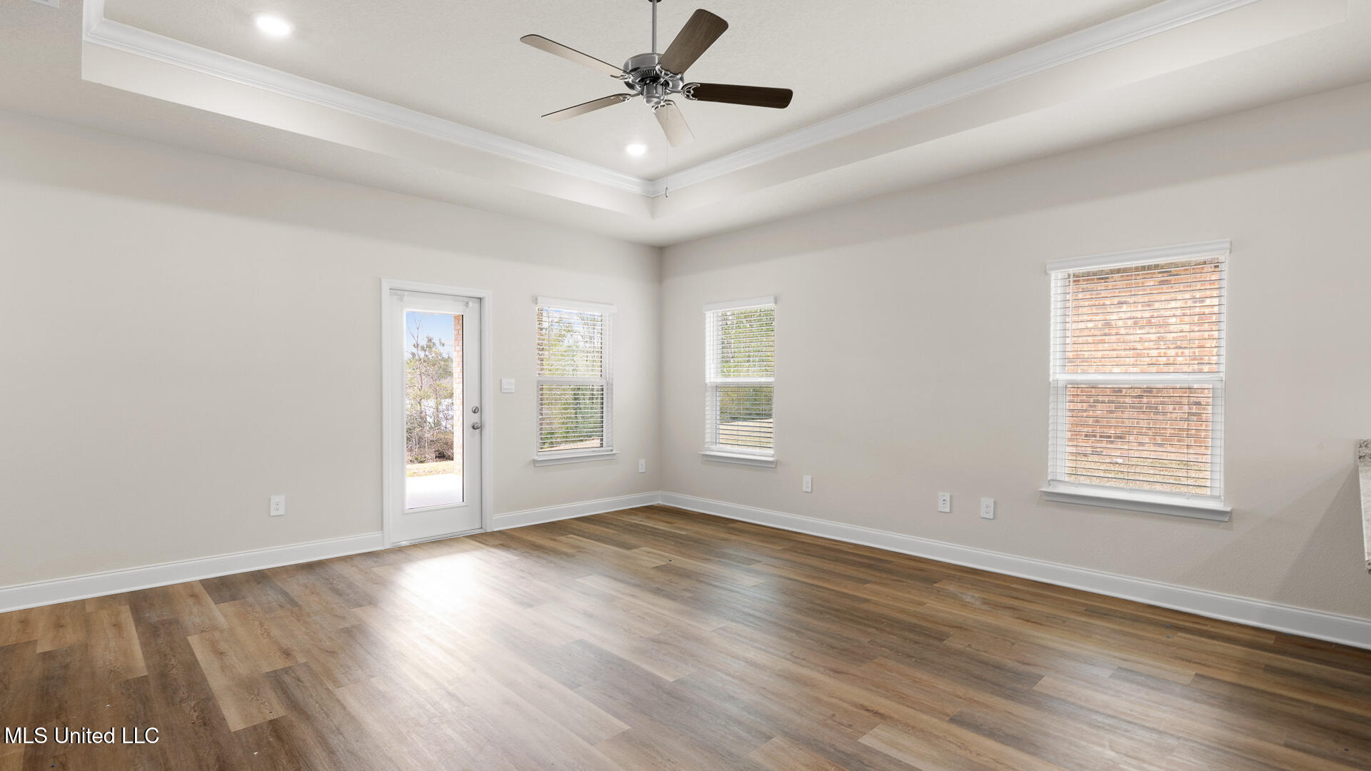 15963 Blue Rdg Drive Gulfport, MS 39503 - Photo 9 of 26 008