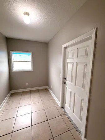 $2,300 | 407 North 29th Street, Fort Pierce, FL 34947