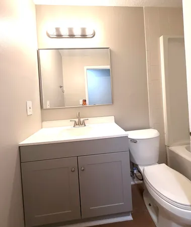 $2,300 | 407 North 29th Street, Fort Pierce, FL 34947