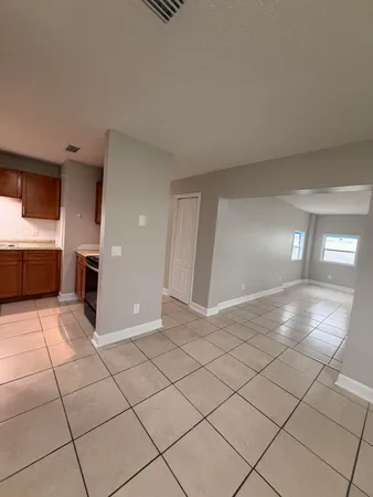 $2,300 | 407 North 29th Street, Fort Pierce, FL 34947