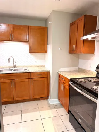 $2,300 | 407 North 29th Street, Fort Pierce, FL 34947