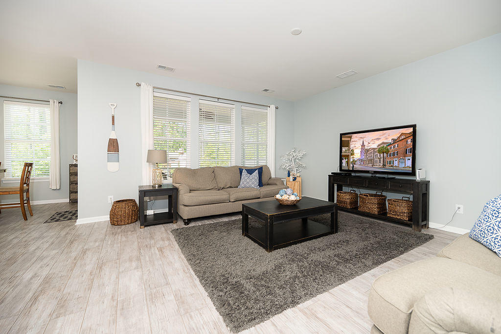 283 Spectrum Road Summerville, SC 29486 - Photo 13 of 39 Living Room