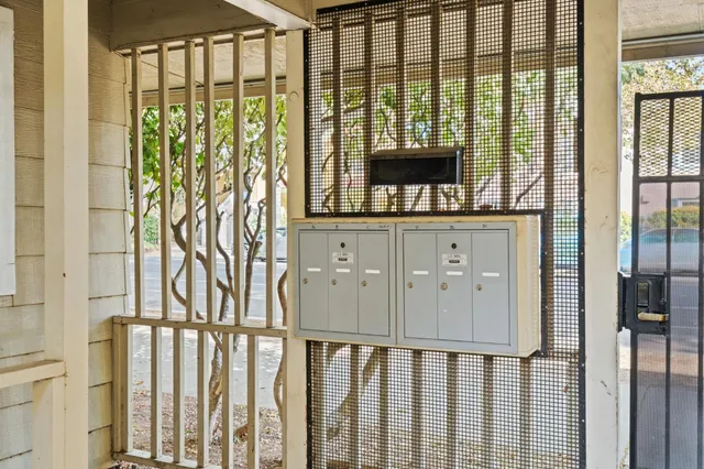 $359,000 | 2418 P Street, Unit F, Sacramento, CA 95816