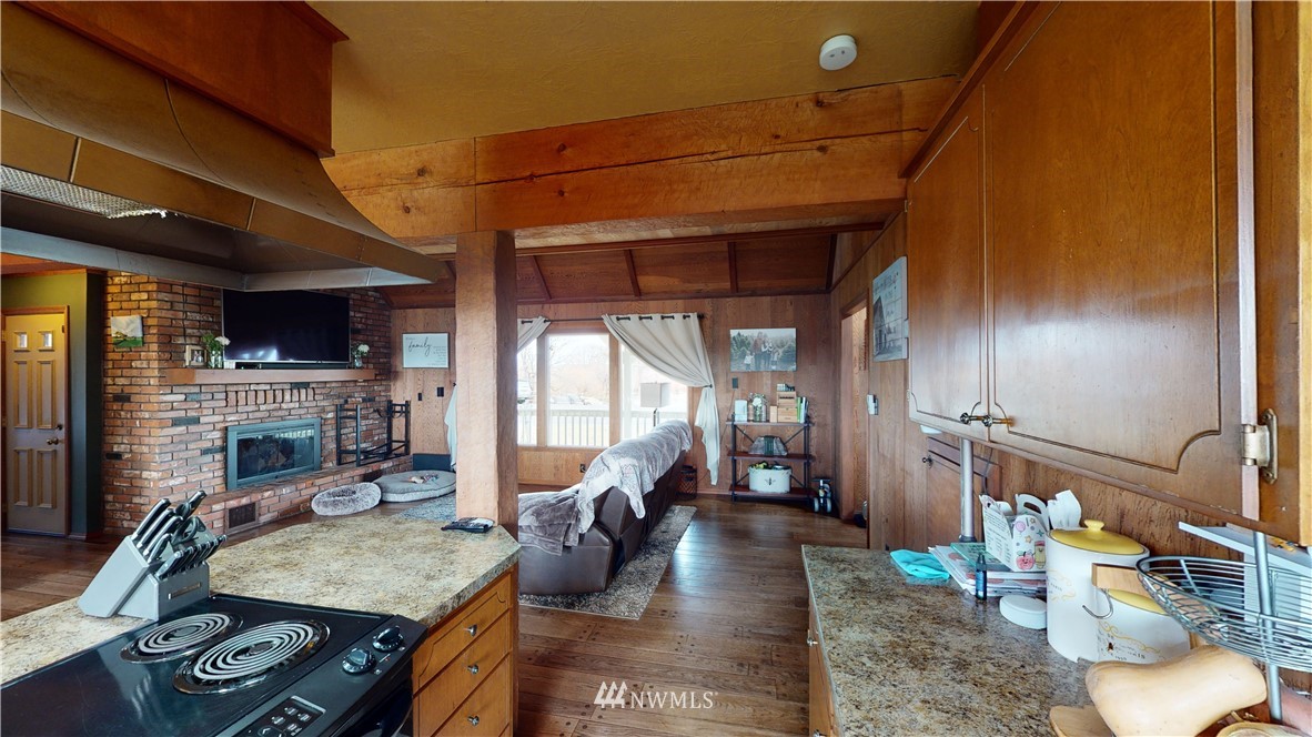735 Jeanne's Road Touchet, WA 99360 - Photo 18 of 40
