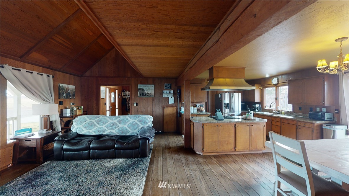 735 Jeanne's Road Touchet, WA 99360 - Photo 22 of 40