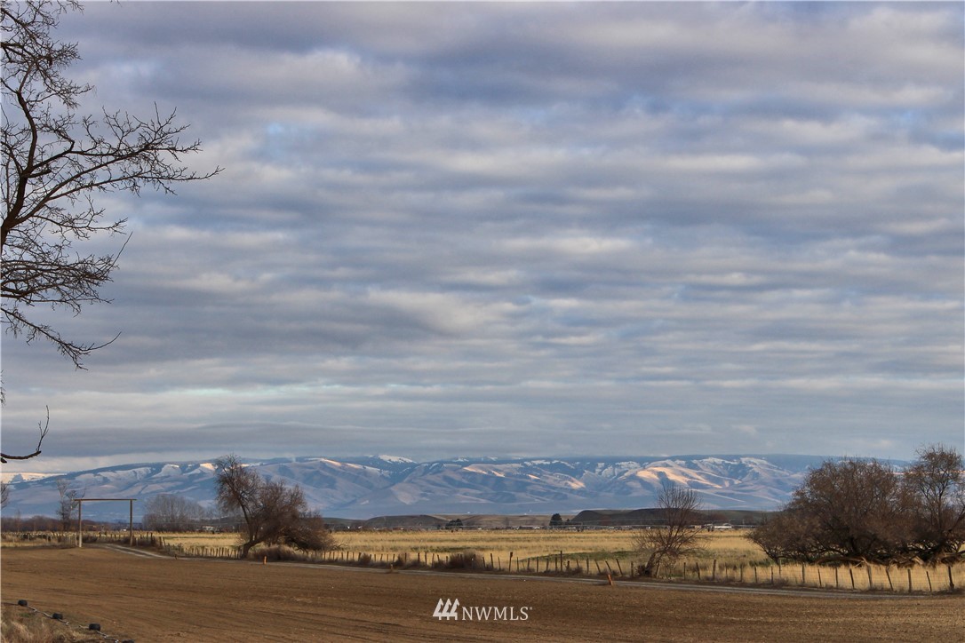 735 Jeanne's Road Touchet, WA 99360 - Photo 40 of 40