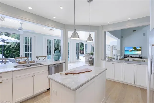 $70,000 | 154 4th Avenue North, Naples, FL 34102