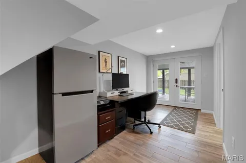 $525,000 | 11 Foxcliff Court, Ballwin, MO 63011