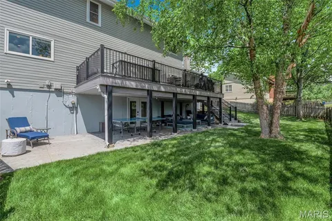 $525,000 | 11 Foxcliff Court, Ballwin, MO 63011