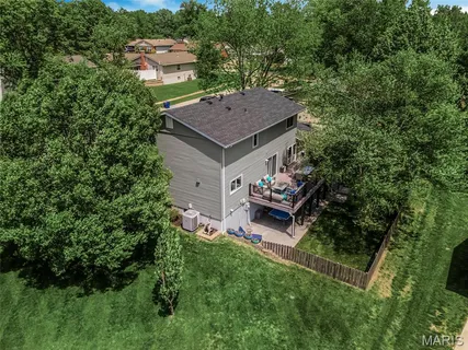 $525,000 | 11 Foxcliff Court, Ballwin, MO 63011