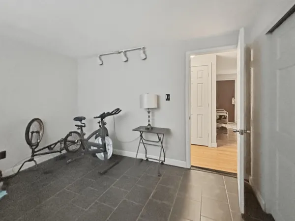 $249,900 | 17 Silvestri Circle, Unit 1, Derry, NH 03038