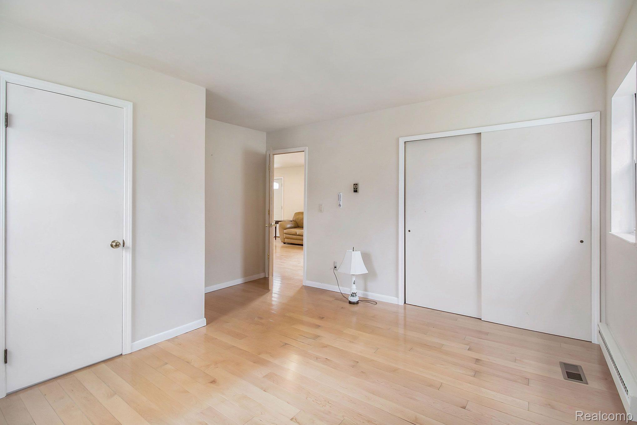 3541 Brophy Road Howell, MI 48855 - Photo 17 of 33 Gallery Image 17