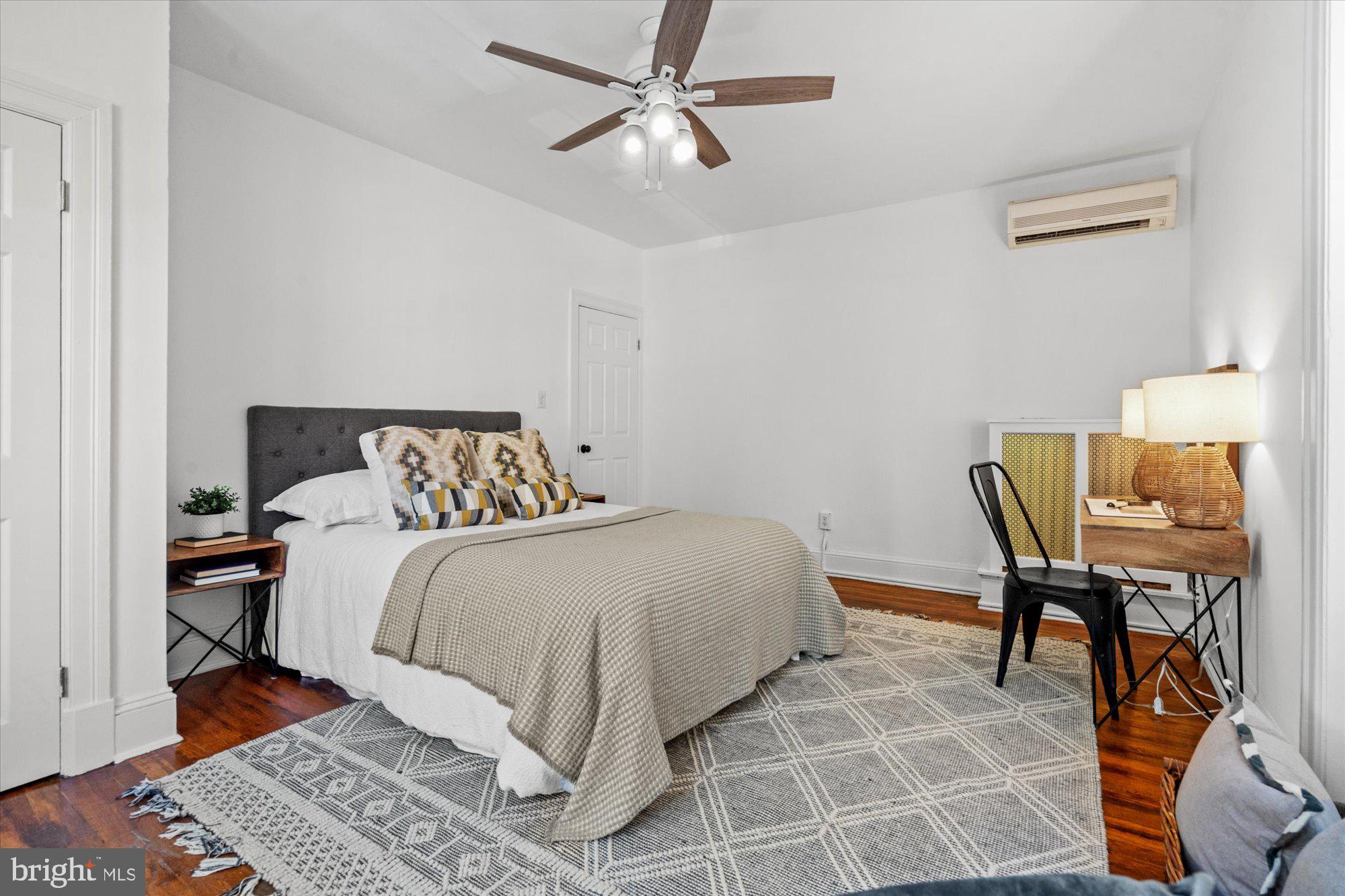 1910 Kalorama Road Northwest, Unit 203 Washington, DC 20009 - Photo 24 of 28 Second bedroom