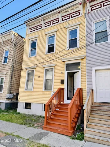 $194,900 | 596 3rd Street, Albany, NY 12206