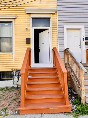 $194,900 | 596 3rd Street, Albany, NY 12206