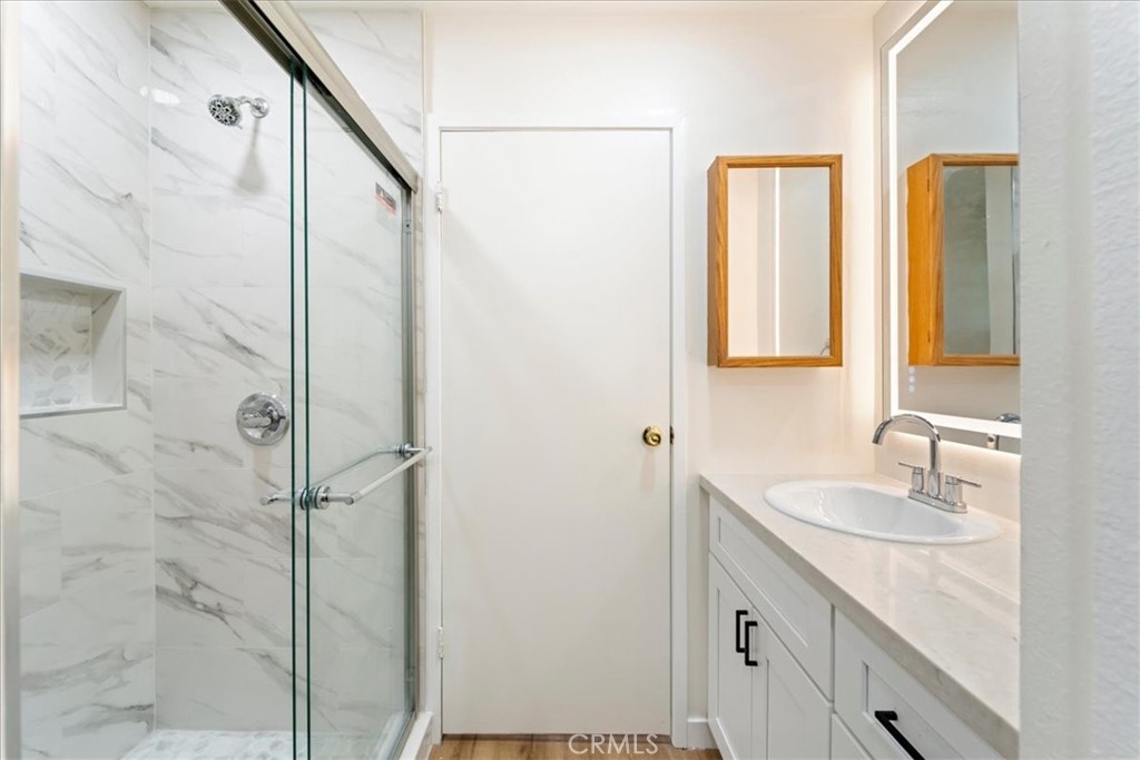 21780 Walnut Street Wildomar, CA 92595 - Photo 21 of 44 Master Bathroom