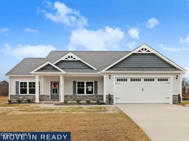 $304,900 | 309 Creeks Edge Drive, Pikeville, NC 27863