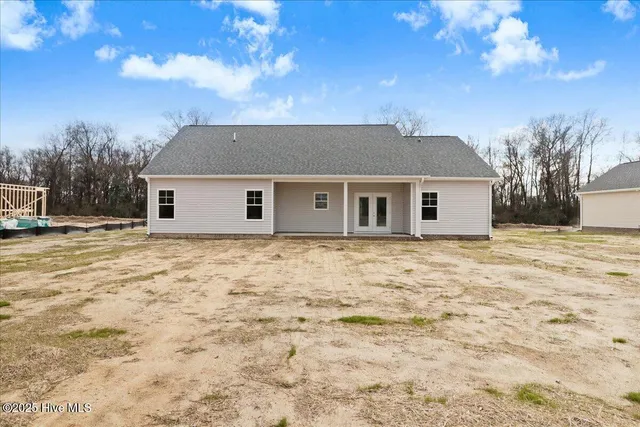 $304,900 | 309 Creeks Edge Drive, Pikeville, NC 27863