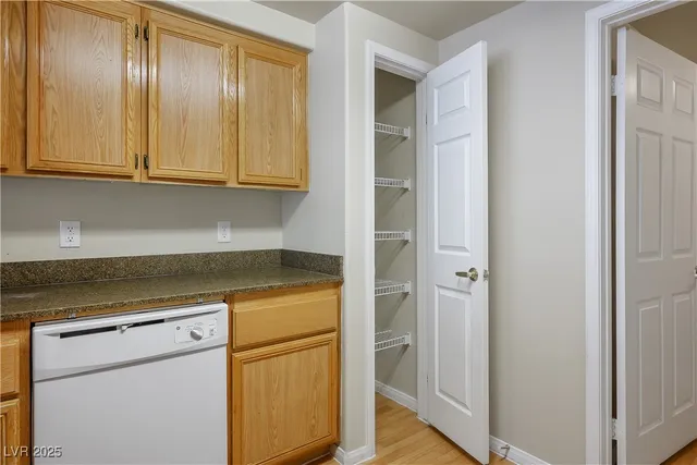 $1,550 | 10550 West Alexander Road, Unit 2160, Las Vegas, NV 89129