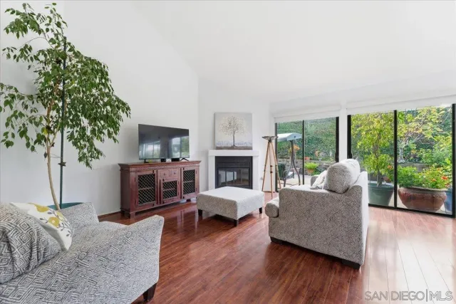 $1,095,000 | 12141 Iron View Row, San Diego, CA 92128