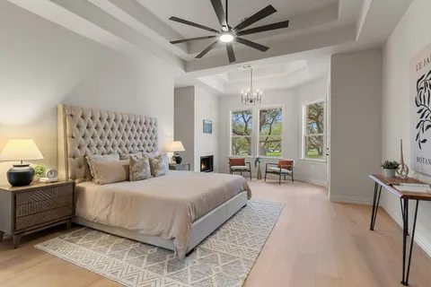 $1,899,000 | 999 Enchanted Oaks Drive, Driftwood, TX 78619