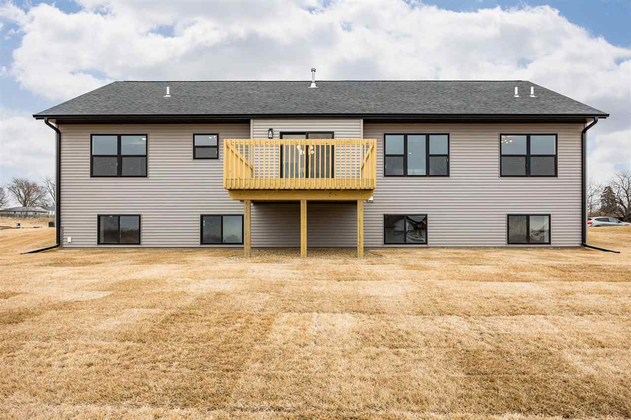 709 Pointer Circle Center Point, IA 52213 - Photo 43 of 44 Gallery Image 43