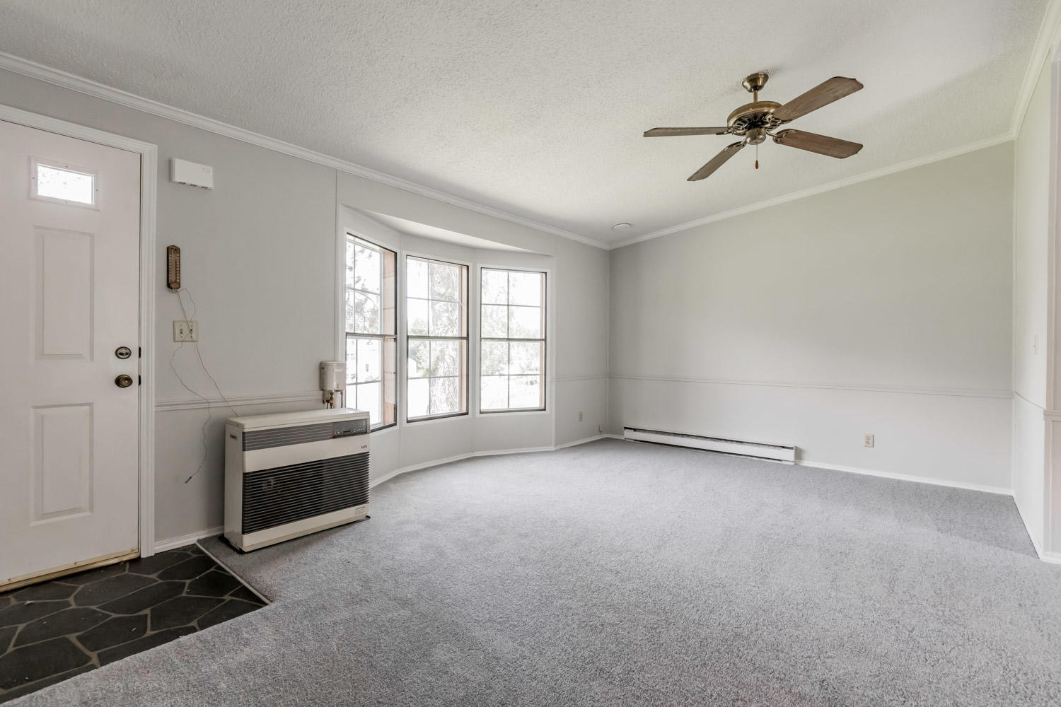 227 Huston Road Gorham, ME 04038 - Photo 20 of 41 Living Room