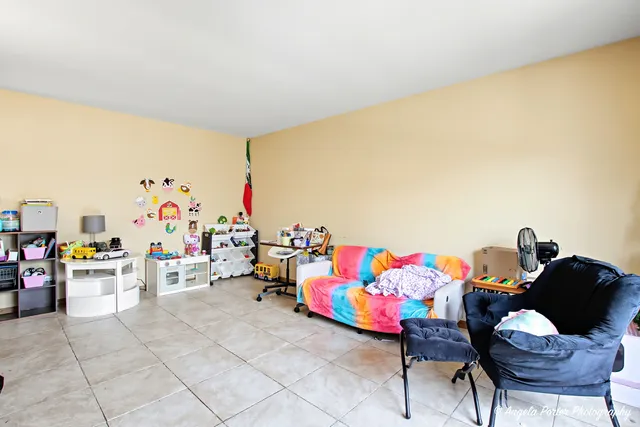 $290,000 | 1320 North Glenview Court, Round Lake Beach, IL 60073