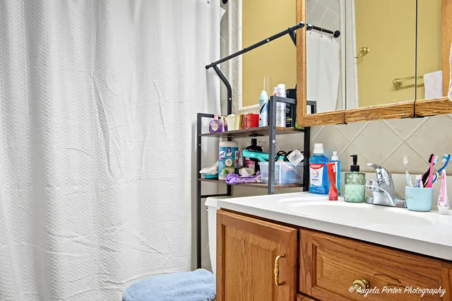 $290,000 | 1320 North Glenview Court, Round Lake Beach, IL 60073