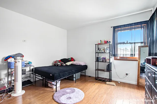 $290,000 | 1320 North Glenview Court, Round Lake Beach, IL 60073