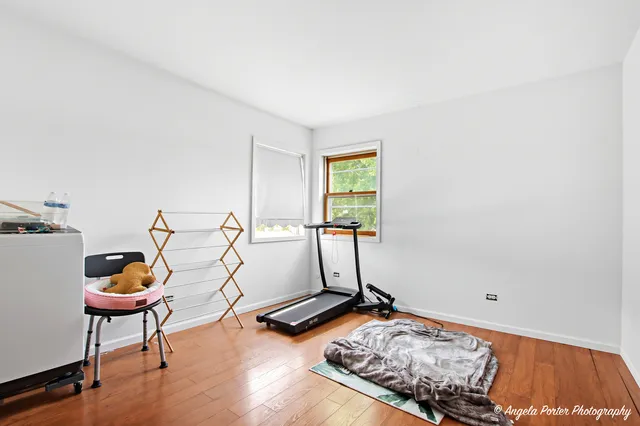 $290,000 | 1320 North Glenview Court, Round Lake Beach, IL 60073