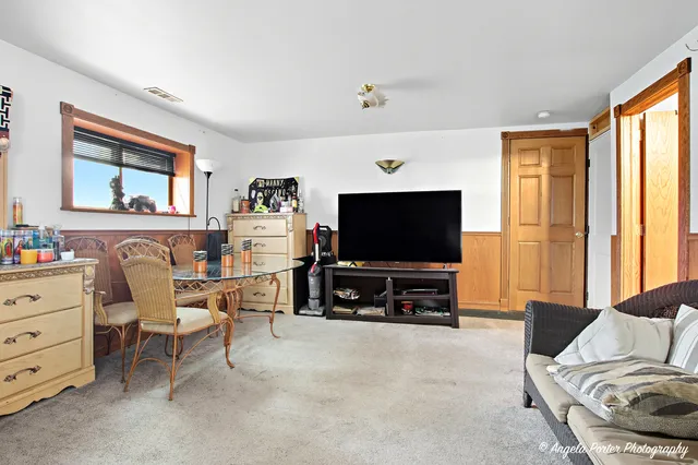 $290,000 | 1320 North Glenview Court, Round Lake Beach, IL 60073