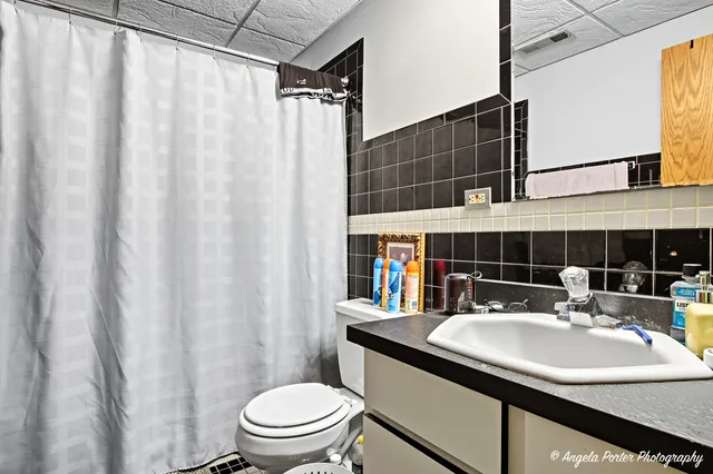 $290,000 | 1320 North Glenview Court, Round Lake Beach, IL 60073