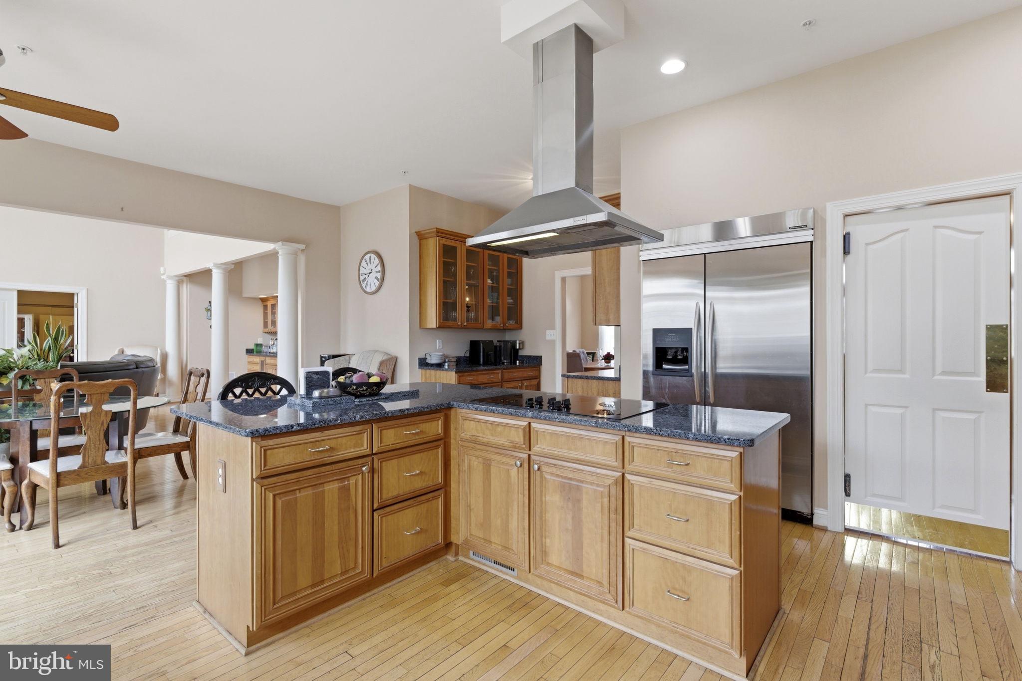 15611 Riding Stable Road Laurel, MD 20707 - Photo 26 of 86 Sophisticated kitchen with L-shaped island