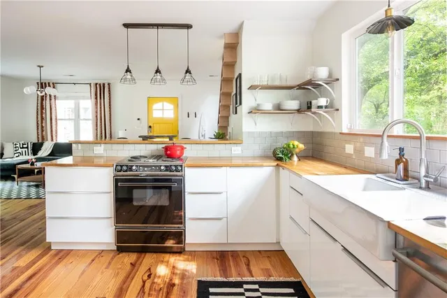 $6,500 | 715 Hobart Avenue Southeast, Atlanta, GA 30312