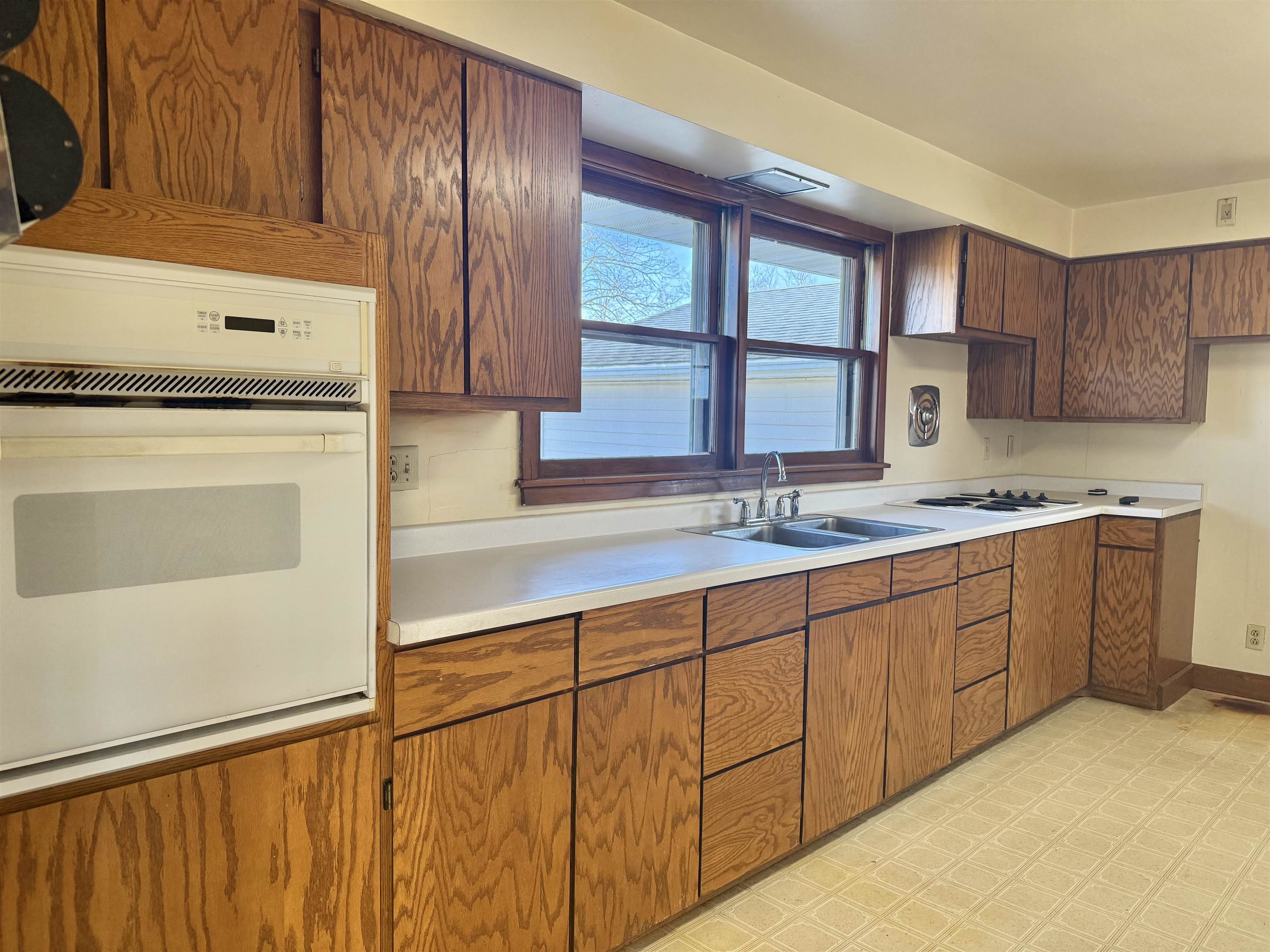 W12948 County Rd M Caroline, WI 54928 - Photo 10 of 18