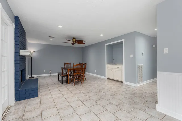 $317,400 | 3531 Brook Shadow Drive, Houston, TX 77345