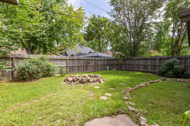 $317,400 | 3531 Brook Shadow Drive, Houston, TX 77345