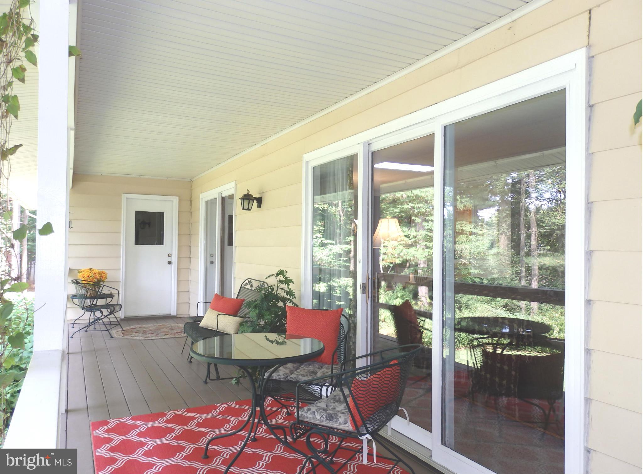5512 Woodlyn Road Frederick, MD 21703 - Photo 16 of 30 View of large balcony from owners suite