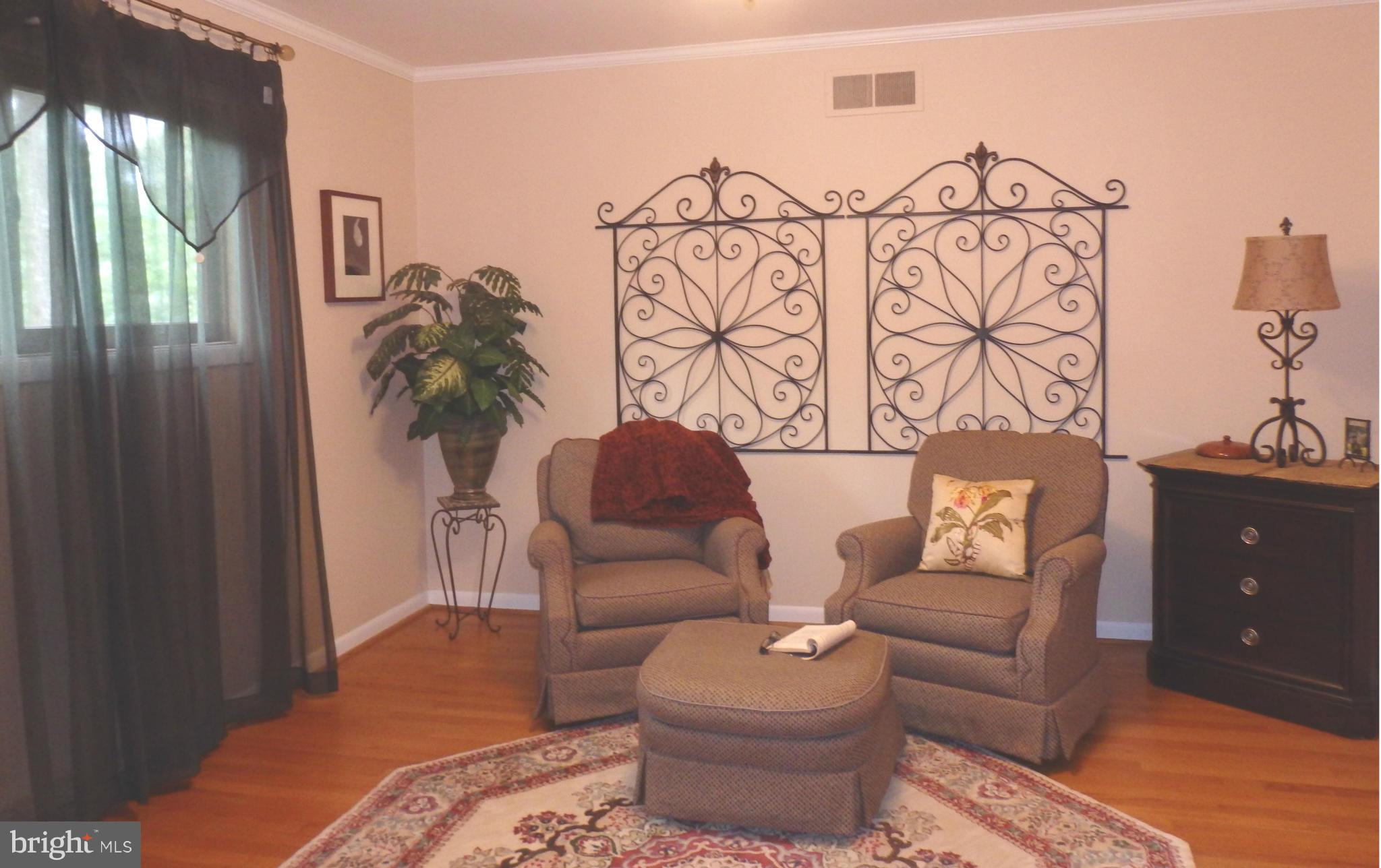5512 Woodlyn Road Frederick, MD 21703 - Photo 18 of 30 Bedroom 3 is currently sitting room