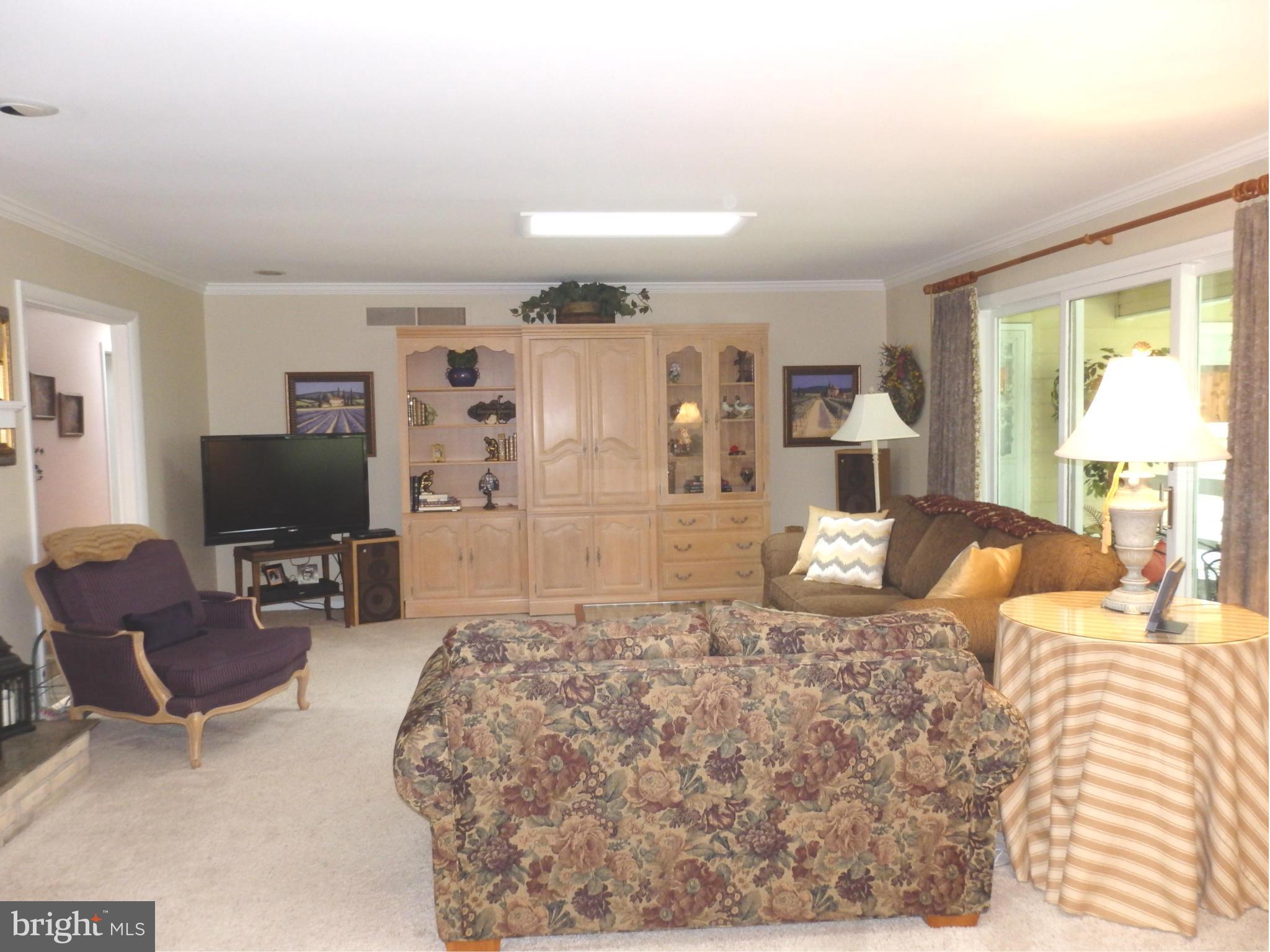 5512 Woodlyn Road Frederick, MD 21703 - Photo 8 of 30 Another view of spacious Living Room