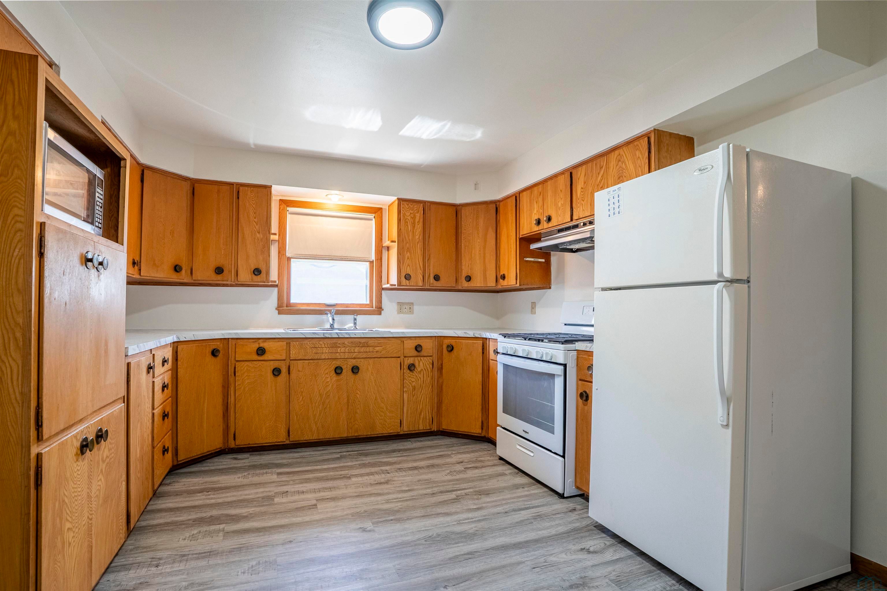 138 Madison Street Remsen, IA 51050 - Photo 10 of 29 Gallery Image 10