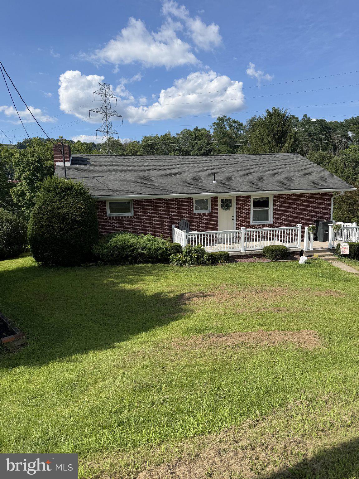 1445 Loop Road Lewistown, PA 17044 - Photo 3 of 10 Gallery Image 3