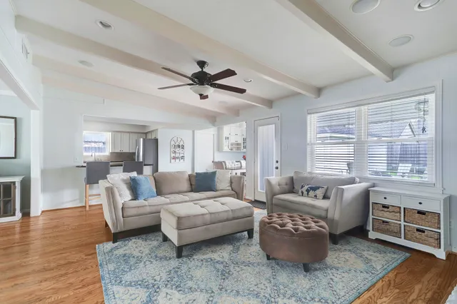 $4,500 | 12318 Woodthorpe Lane, Houston, TX 77024