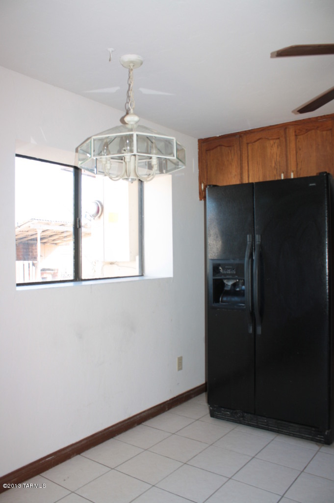 833 West Simmons Road Tucson, AZ 85705 - Photo 5 of 19