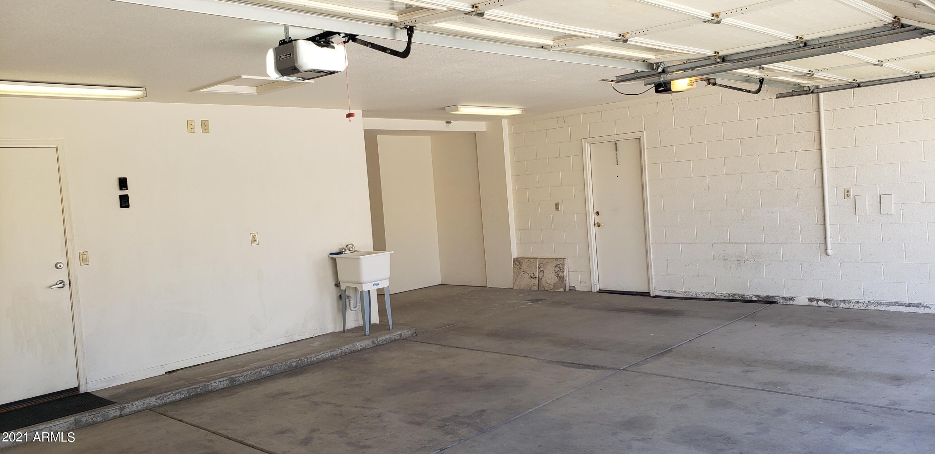 8739 West Wethersfield Road Peoria, AZ 85381 - Photo 30 of 42 20210506_133755