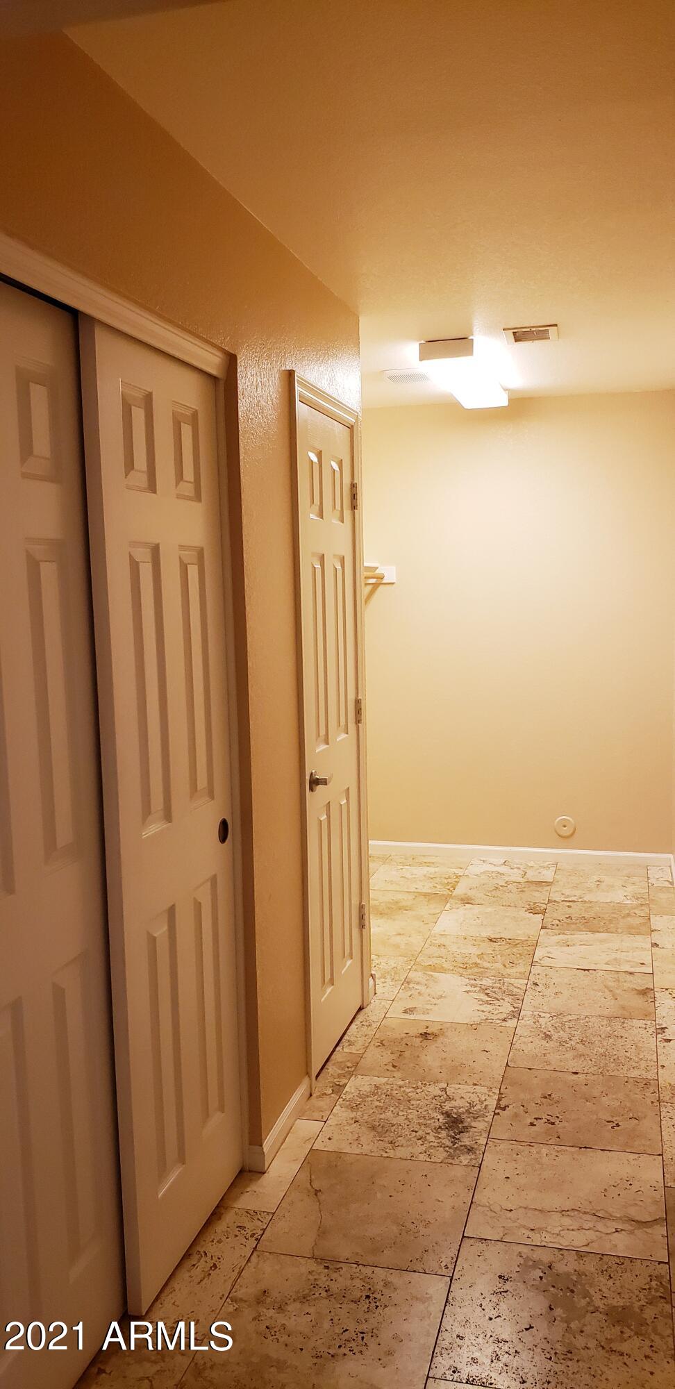 8739 West Wethersfield Road Peoria, AZ 85381 - Photo 7 of 42 20210506_204246