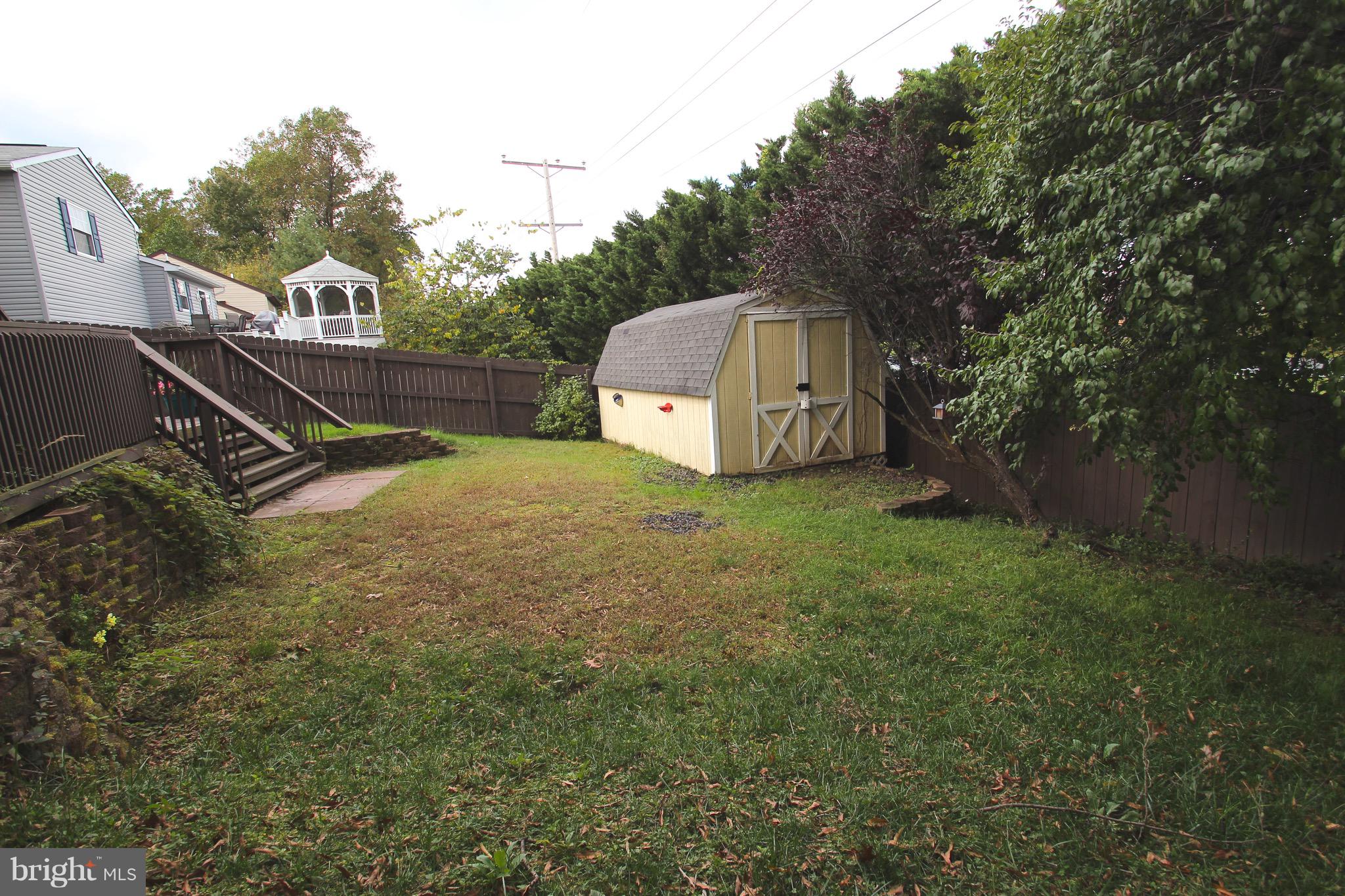 10 Box Circle Baltimore, MD 21221 - Photo 24 of 27 Shed and room for the dog.