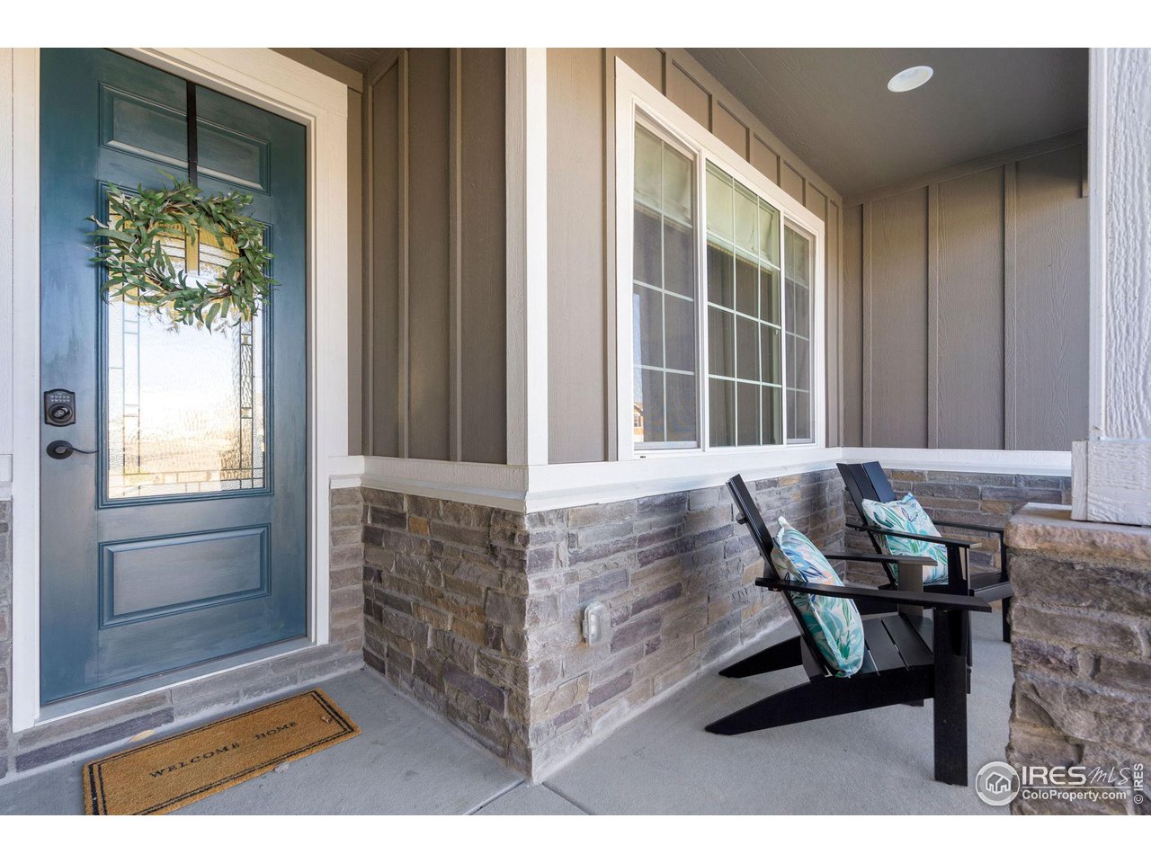 985 Mount Andrew Drive Severance, CO 80550 - Photo 3 of 25 a workspace with furniture and a window