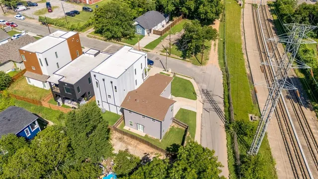 $297,000 | 3144 Harmon Street, Dallas, TX 75215